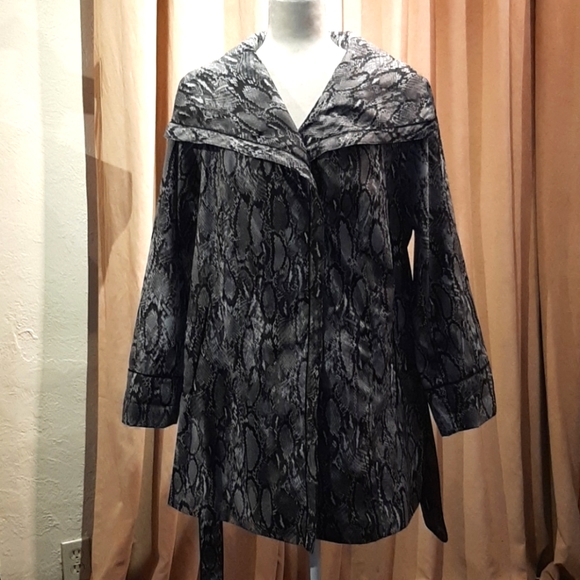 Dennis Basso snakeprint jacket - Picture 10 of 11